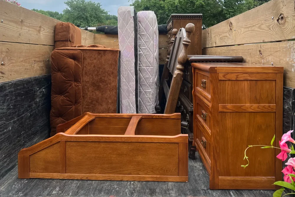 full junk removal trailer